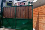 A LOUER appartement de type T3 + cour sur Trois Bassins