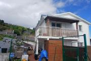 A LOUER appartement de type T3 + cour sur Trois Bassins