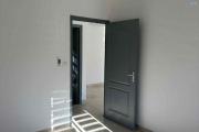 LOCAL PROFESSIONNEL   TERRE-SAINTE 51m2