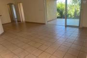A Louer appartement de type T4 avec accès indépendant