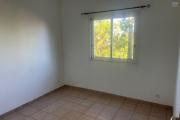 A Louer appartement de type T4 avec accès indépendant