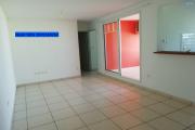A vendre appartement de type T2 avec jardin privatif et terrasse &agrave; Saint-Joseph