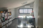 Entrepôt de 268 m² implanté sur 1039 m² de terrain en Zone Artisanale des Sables d'Or – Étang Salé Les Hauts