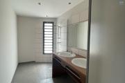 Appartement F3 Terre sainte