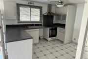 A vendre jolie villa jumelée de type F3/4 sur 431 m² jardin à chemin Finette Sainte-Clotilde