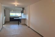 A vendre appartement F2 avec grande varangue + jardinet idéal investisseur (locataire en place)