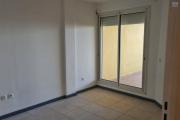 A vendre appartement F2 avec grande varangue + jardinet idéal investisseur (locataire en place)
