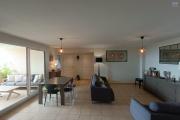 A vendre magnifique appartement T4 avec vue sur mer et 2 parkings au centre ville