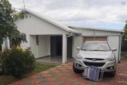 A louer villa F4 avec beau jardin et coin calme