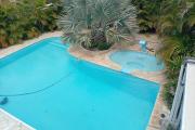 A Vendre Villa F5 + T2 de 200 M2 Habitable à proximité de la Plage de Trou d'eau à la Saline Les Bains - PISCINE + JACUZZI