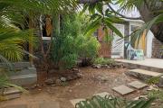 A Vendre Villa F5 + T2 de 200 M2 Habitable à proximité de la Plage de Trou d'eau à la Saline Les Bains - DEPENDANCE