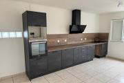A louer charmante villa de type F3 entièrement rénovée
