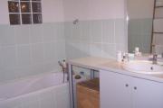 A vendre jolie appartement de type F2 d'environ 54 m² dans résidence avec piscine le Tampon 14 éme