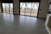 A vendre très beau T4 neuf centre de St Denis, rue Gal De Gaulle.