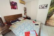 A vendre T2 à St Denis quartier de La Trinité, face au parc.