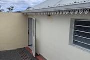 A louer ce jolie appartement de type F1 Meublé sur le hauteurs de bois de nèfles Sainte Clotilde