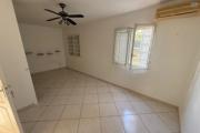 À vendre Appartement F3/F4 en rez-de- jardin avec vue mer