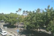 RARE - RESIDENCE DE BON STANDING CENTRE VILLE LE PORT APPARTEMENT T2+V RENOVE - IDEAL INVESTISSEMENT OU 1° ACHAT