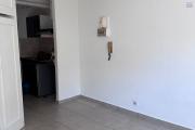 A louer un appartement de type F1 sur la résidence JULIETTE DODU à Saint Denis centre.
