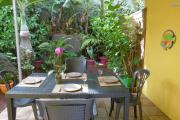 IMMEUBLE sur Terre Sainte sur une parcelle de 309 m2