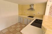 PETITE MAISON AVEC JARDIN, 2 CHAMBRES, PROXIMITÉ CHAMP BORNE