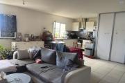A vendre appartement T3 duplex avec belle vue ville, montagne et mer.