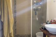 A vendre appartement T3 duplex avec belle vue ville, montagne et mer.