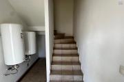 A louer appartement F3 au 1er et dernier étage d'un petit immeuble de 2 logements