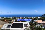 Terrain constructible de 366 m2 avec vue mer et montagne à Saint-Joseph