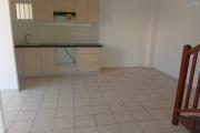 A LOUER APPARTEMENT F2 DUPLEX EN REZ DE JARDIN DE 53 M2 DE SURFACE A LA SALINE LES BAINS
