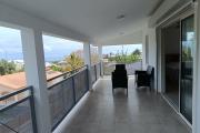 Villa T2/3 neuve en Duplex de 84 m² bâtie en 2025 sur un terrain 342 m² – Vue mer – Ravine des Cabris