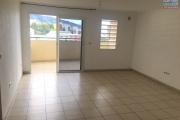 A vendre T2 dans la residence cooquelicot 3 chemin Finette &agrave; STE CLOTILDE
