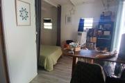 A LOUER Bungalow MEUBLE de type studio/F1 avec cour sur Saint-Gilles Les Hauts