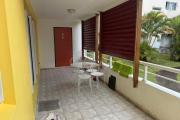 A louer magnifique appartement MEUBLE de type F2 proche centre ville au Tampon
