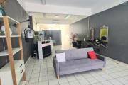 A LOUER - LOCAL COMMERCIAL/ PROFESSIONNEL 80 m2 - CENTRE VILLE STE MARIE