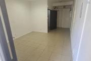 A LOUER - LOCAL COMMERCIAL 33 M2 - GRANDE MONTEE - SAINTE MARIE