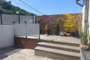 Villa 2 chambres &agrave; deux pas des sentiers de randonn&eacute;e  &agrave;  L' Entre deux