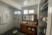 À Vendre – Maison d’Exception à Cap Champagne – Boucan Canot (97434) - Salle d'eau