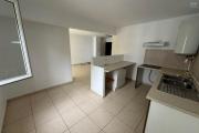 A vendre charmant appartement duplex entièrement rénové de type F3 proche centre ville du Tampon