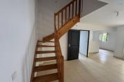 A vendre charmant appartement duplex entièrement rénové de type F3 proche centre ville du Tampon