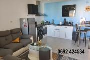 A louer joli appartement F2 MEUBLE avec jardinets le Tampon