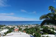 A louer à Saint Leu appartement T1 bis meublé avec vue mer