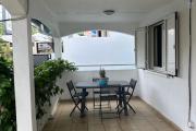 Une jolie maisonnette F2 meubl&eacute;e de 51m2 &agrave; Terre-Sainte ile de la R&eacute;union