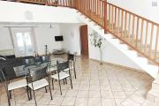 A louer belle villa F6 de 163 m2 avec vue mer et montagne