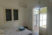 A louer grand Appartement T4 sur ETANG SALE LES BAINS avec un beau et grand jardin