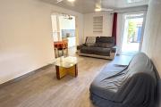 A louer jolie Villa 3 chambres MEUBLEE et remise à neuf de 93m2 à Saint-Benoit