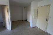 A vendre -Appartemnt T3 de 51 m2 avec varangue et parking ferm&eacute; - Secteur Sainte-Clotilde