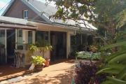 VILLA F6 en duplex avec une dépendance de 40 m2 environ
