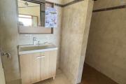 En vente spacieuse villa T7/8 à St Denis-La Montagne, au calme d'une impasse .