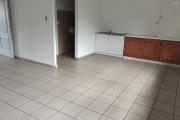 À LOUER – Local professionnel ou commercial de 140 m² à Trois Mares